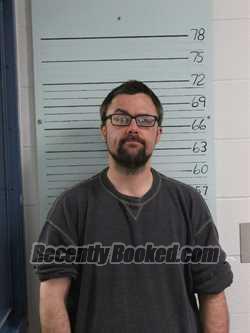 Mugshot of DAVID LAWRENCE GRATTON