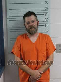 Mugshot of DERRICK EDWIN OLDS