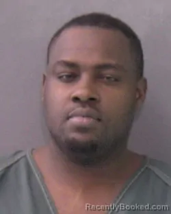 Mugshot of XAVIER LAMON ROBERSON