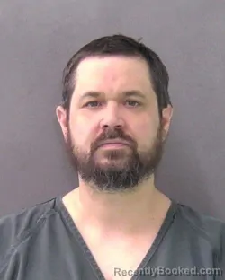 Mugshot of TRAVIS MILLER WALDING