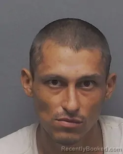 Mugshot of OSCAR D RODRIGUEZ