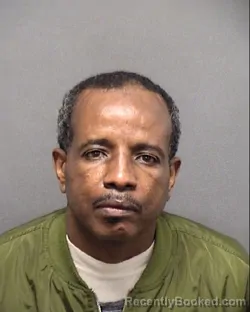 Mugshot of HENRY W HAMPTON