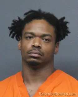 Mugshot of QUENDIAVEN KEJUAN SHAW