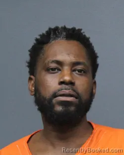 Mugshot of MANQUEL RAMONE LITTRELL