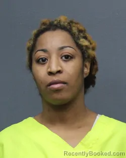 Mugshot of AVIYON KARMISHE CORNELL-MOORE