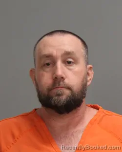 Mugshot of CHRISTOPHER LEE HALLMARK