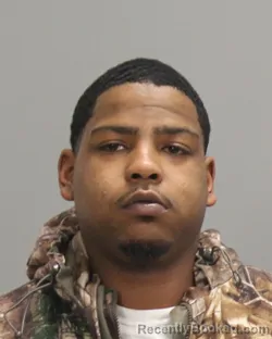 Mugshot of TYRON ONEAL MACK