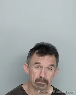 Mugshot of JULIAN DANIEL BASALDU