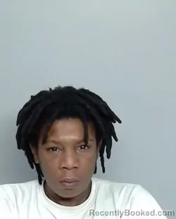 Mugshot of QUINTON ISIAH HOLT