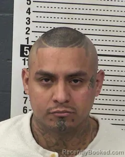 Mugshot of JONATHAN HERNANDEZ