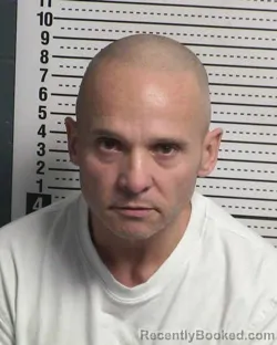 Mugshot of JOSE LUIS CAMPOS