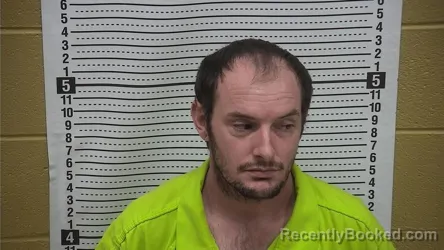 Mugshot of DUSTIN DERR