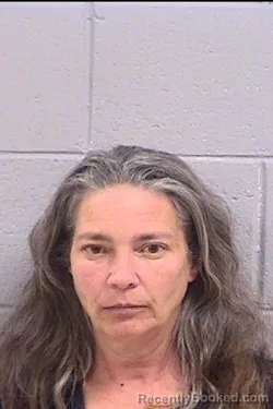 Mugshot of Sunny Lei Davis