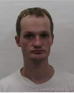 Mugshot of Dustin A Newbree