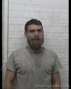 Mugshot of SAWYER COLLIN GRAGG