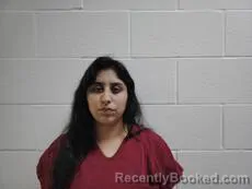 Mugshot of MARTINEZ YESSENIA