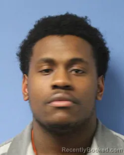 Mugshot of RAEQUAN PHILLIP MCCALL