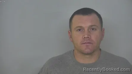 Mugshot of MICHAEL DEAN ROBERTSON