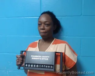 Mugshot of Tamara Nicole Moore