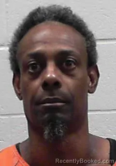 Mugshot of DEANDRE HAYNES