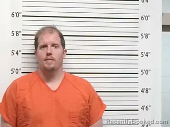 Mugshot of LUKE WAYNE KRESS