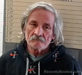 Mugshot of DALE WARREN GRIBNITZ