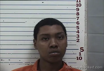 Mugshot of JAQUANNA SMITH