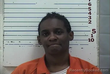 Mugshot of LAKEEMAH NICOLE JOHNSON