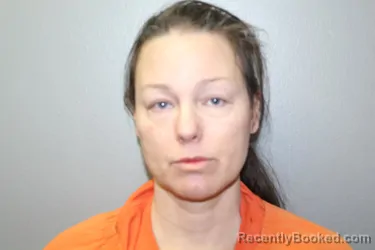 Mugshot of BRANDI MICHELLE SNOWDEN