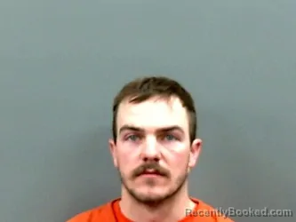 Mugshot of WADE SPENCER JUNG