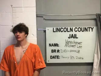 Mugshot of MICHAEL LEE VANSCHUYVER III