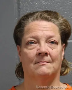 Mugshot of SHAMRA LYNN DASTRUP