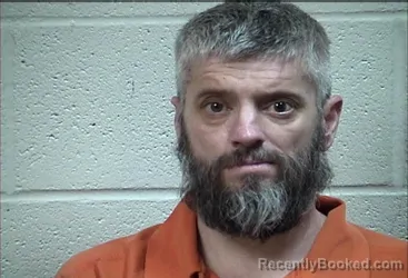 Mugshot of JUSTIN TROY DYER