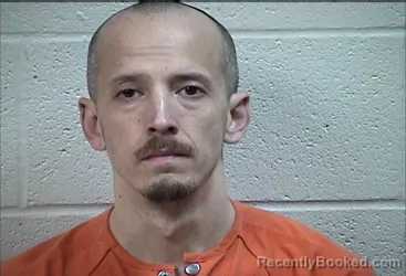 Mugshot of JOHNATHAN ANDREW DYER