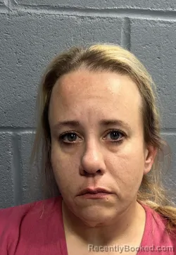 Mugshot of DEANNA MARIE BOARMAN