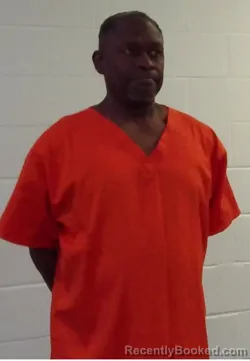 Mugshot of MANDELL DELMONT'E CAROLINA