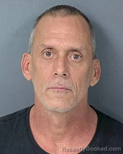 Mugshot of MATTHEW WAYNE PENCE