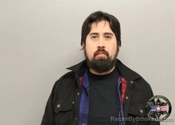 Mugshot of AVELARDO E RUIZ