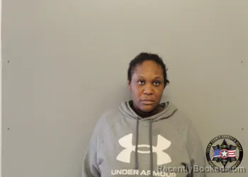 Mugshot of DONEKA DASHA BROWN