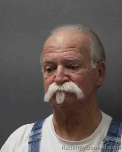 Mugshot of ROBBIE MURL FOWLER