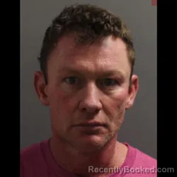 Mugshot of ROBERT Z BREWER