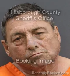 Mugshot of ROBERT DAVELLA