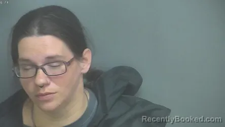 Mugshot of KIMBERLY DAWN JENNELLE