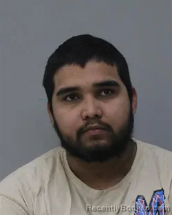 Mugshot of GILBERT MOLINA PEREZ