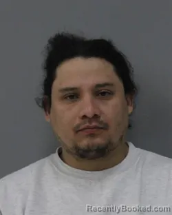 Mugshot of MOLSES ZUNIGA BANEGAS