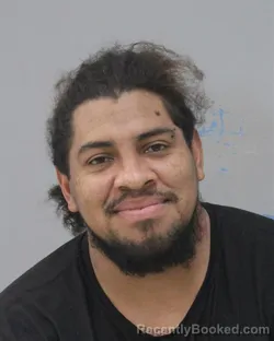 Mugshot of MARCOS CANALES VELASQUEZ