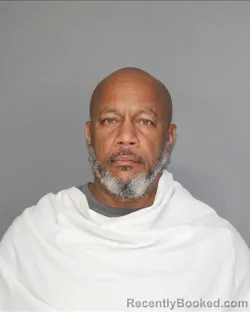 Mugshot of DERRICK LYN MORRIS
