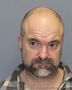 Mugshot of ROBERT HOWARD LARIE