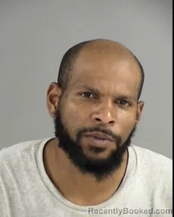 Mugshot of MONESHELL O'MAR GRAVES