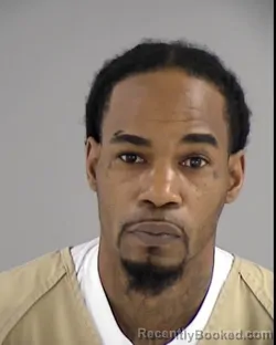 Mugshot of DEANTHONY RAY SHAREEF